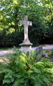 Bockenheim, Neuer Friedhof Grab 8a - Rh 29-10 Sondergeld