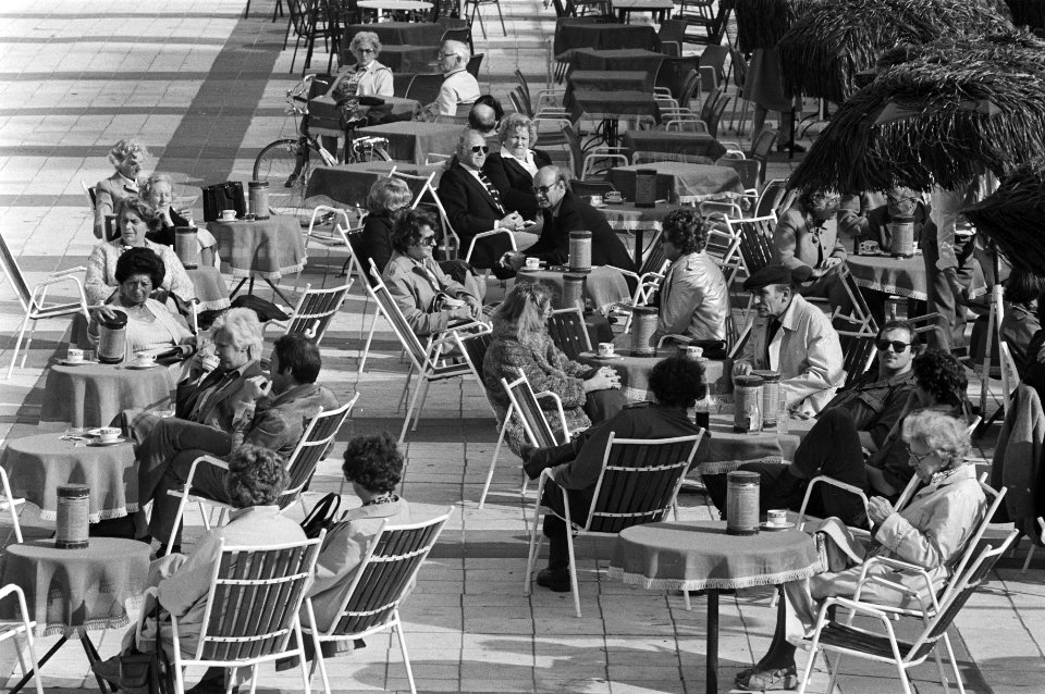 Boulevards, terrassen, herfst, Bestanddeelnr 930-4831