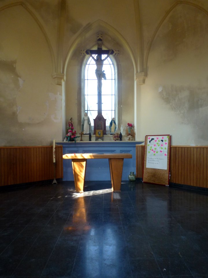Bousignies (Nord, Fr) chapelle du calvaire int