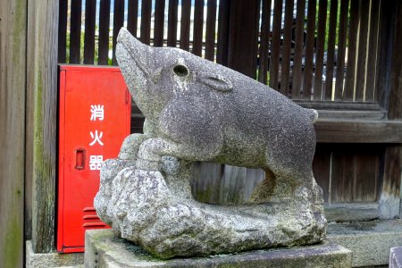 Boar sculpture - Marishiten-do - Kyoto, Japan - DSC07366