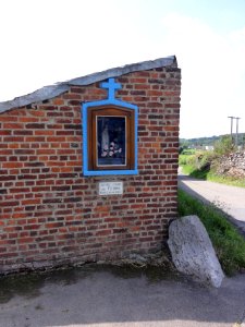 Bousignies-sur-Roc (Nord, Fr) chapelle-niche N.D. de Fatima, rue de Sartiau