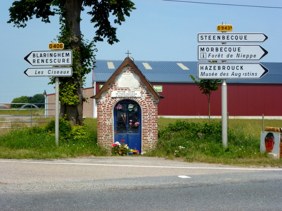 Boëseghem (Nord, Fr) oratoire rue de la chapelle