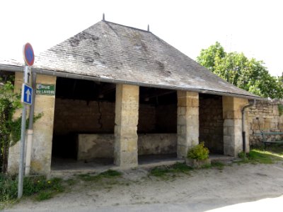 Bourguignon-sous-Montbavin (Aisne) lavoir