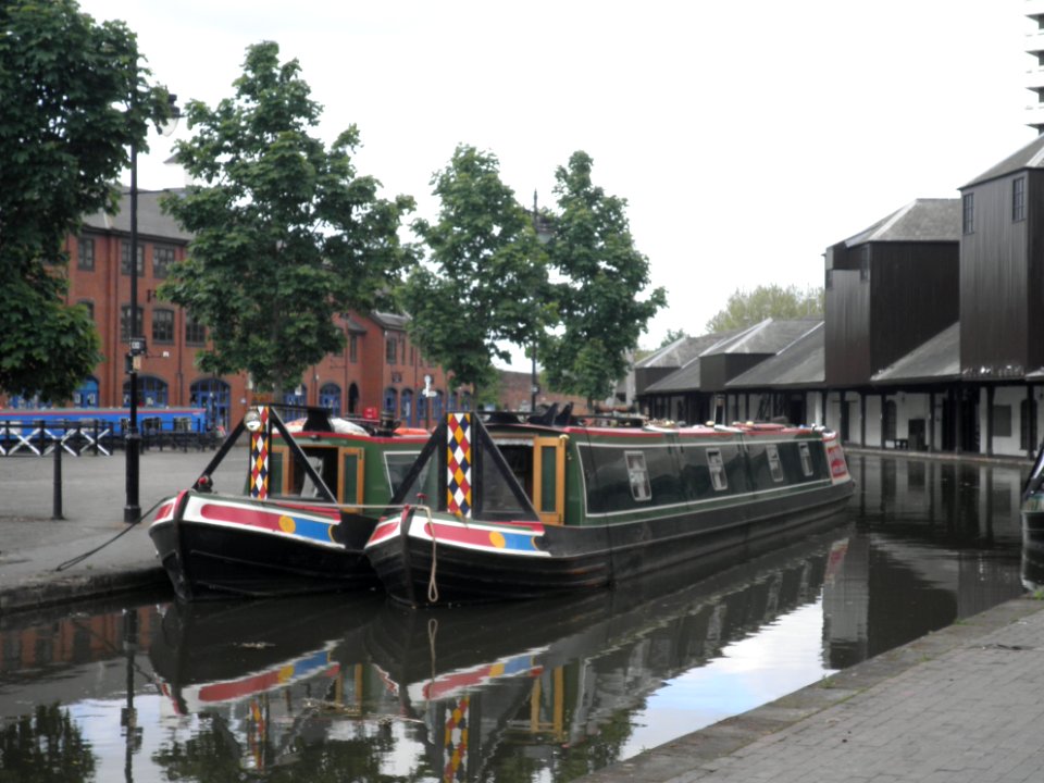 Boats at Bishop Street Basin, Coventry Canal