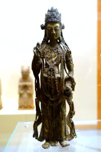 Bodhisattva Guanyin, China, Liao dynasty, 11th-12th century AD, bronze with remains of coloring and gilding - Ethnological Museum, Berlin - DSC02123