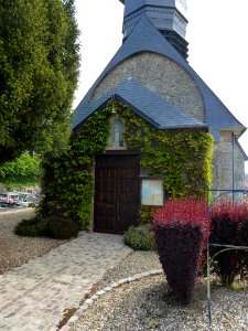 Bournainville-Faverolles (Eure, Fr) église de Bournainville, porche