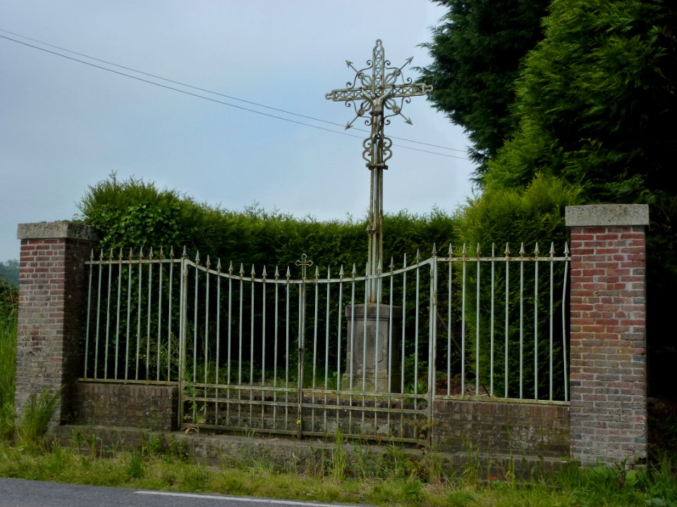 Bournainville-Faverolles (Eure, Fr) croix de chemin, Faverolles