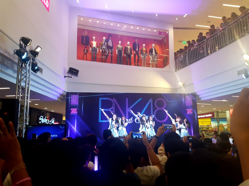 BNK48 - Roadshow - 2017-07-23 (004)