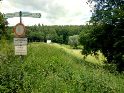 Bocksbach, HRB Mutschelbach, Damm von Westen