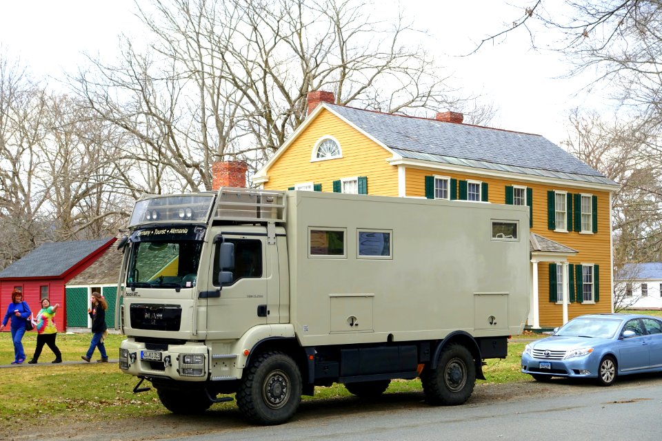 Bocklet Dakar 740 (MAN TGM 13.290) - Deerfield, MA - DSC01795
