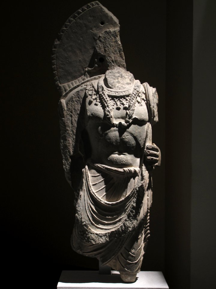 Bodhisattva. Kapisa. Afghanistan. Musée des arts asiatiques - Guimet