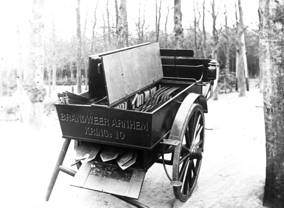 Bosbrandwagen van de Arnhemse brandweer (kring 10), Bestanddeelnr 193-0374
