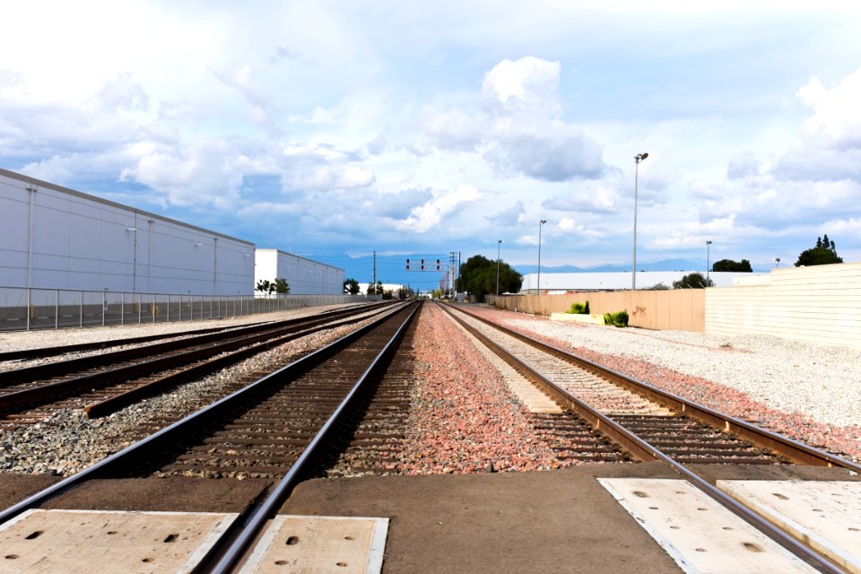 BNSF tracks in Santa Fe Springs, CA