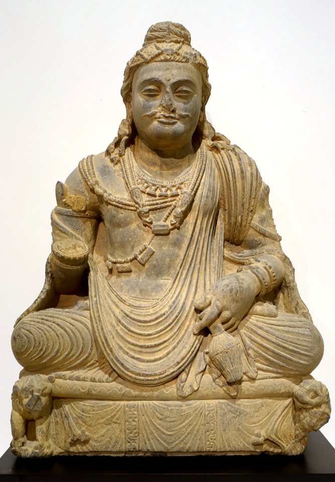 Boshisattva Maitreya, India, Gandharan period, 200s-300s AD, gray schist - Dallas Museum of Art - DSC05023