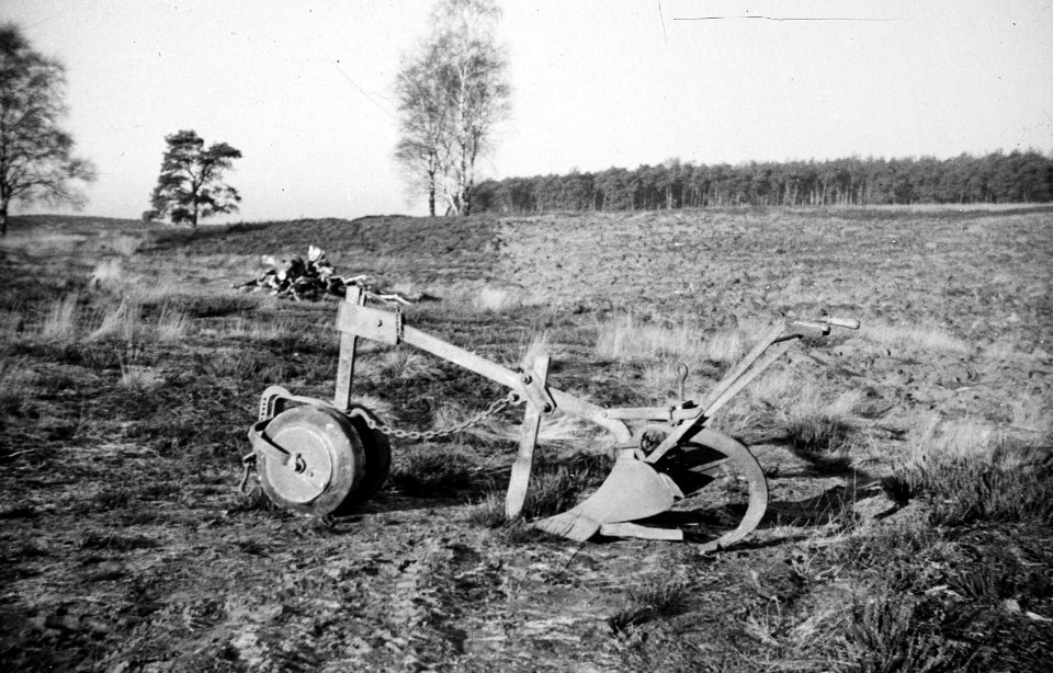 Bosbouw, heide ontginning, grondbewerking, ontwatering, bosploeg, Bestanddeelnr 195-0019