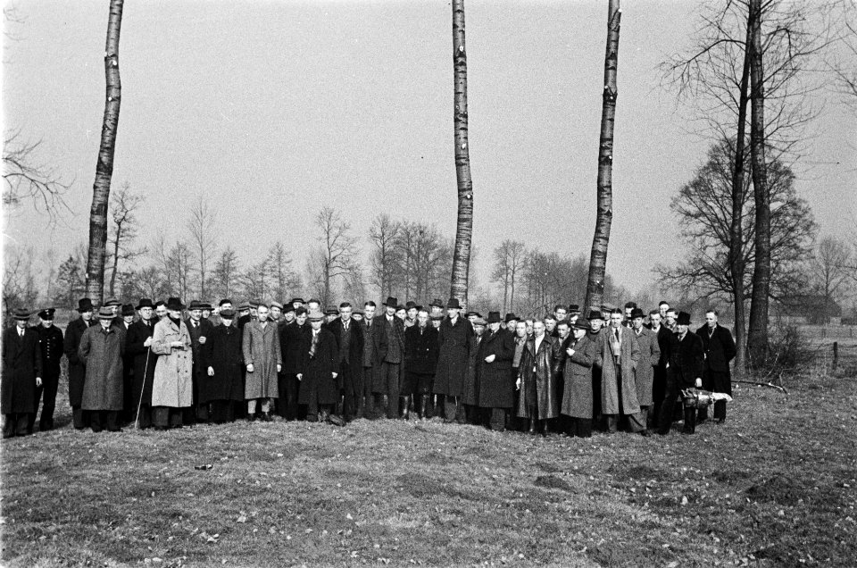 Bosbouw, arbeiders, groepsfoto's, Bestanddeelnr 170-0406