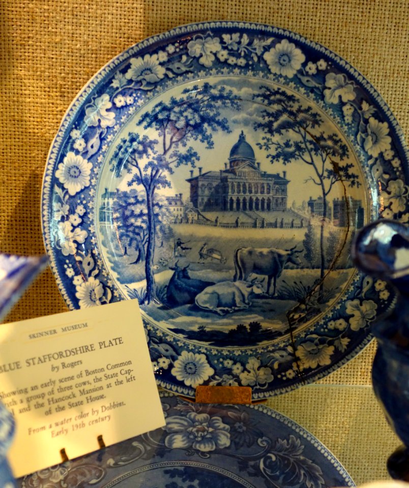 Boston Common with Statehouse and Hancock Mansion, Staffordshire plate by Rogers, early 1800s - Joseph Allen Skinner Museum - DSC07757
