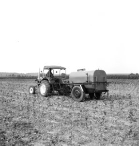 Bosbouw, landbouwmachines, werktuigen, sproeiwagens, Tractors, Bestanddeelnr 253-6104