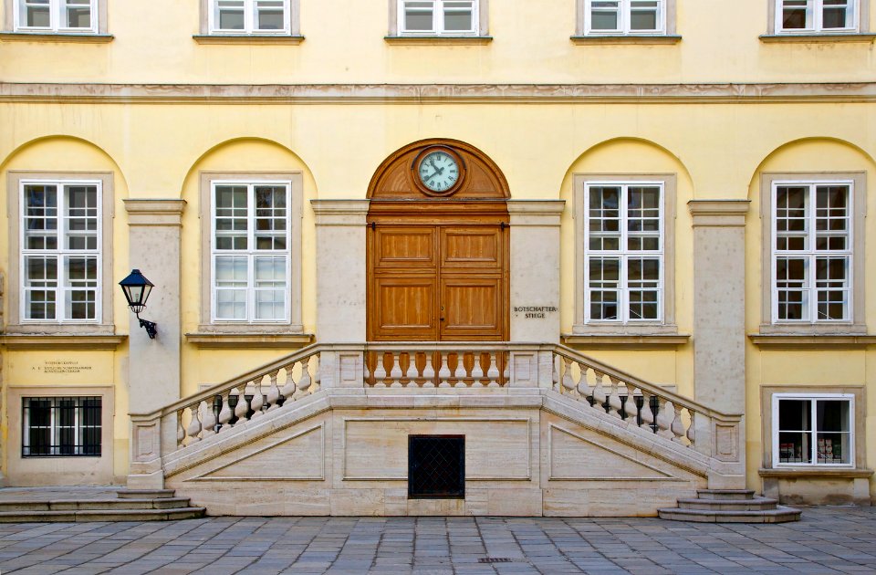 Botschafter Stiege Hofburg Vienna
