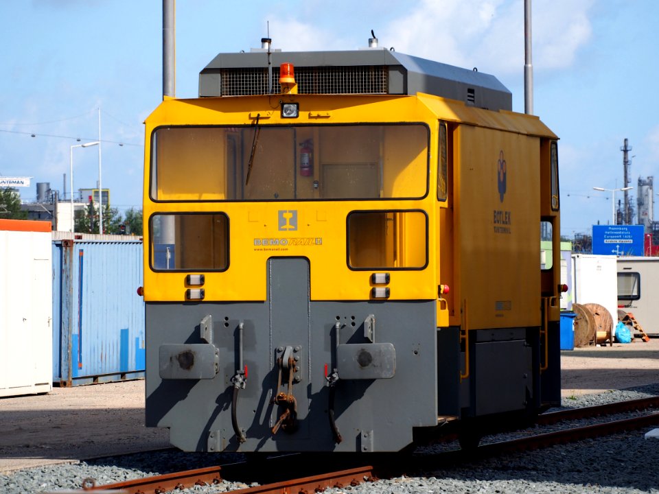 Botlek Tankterminal BEMO railway shunter at Rotterdam