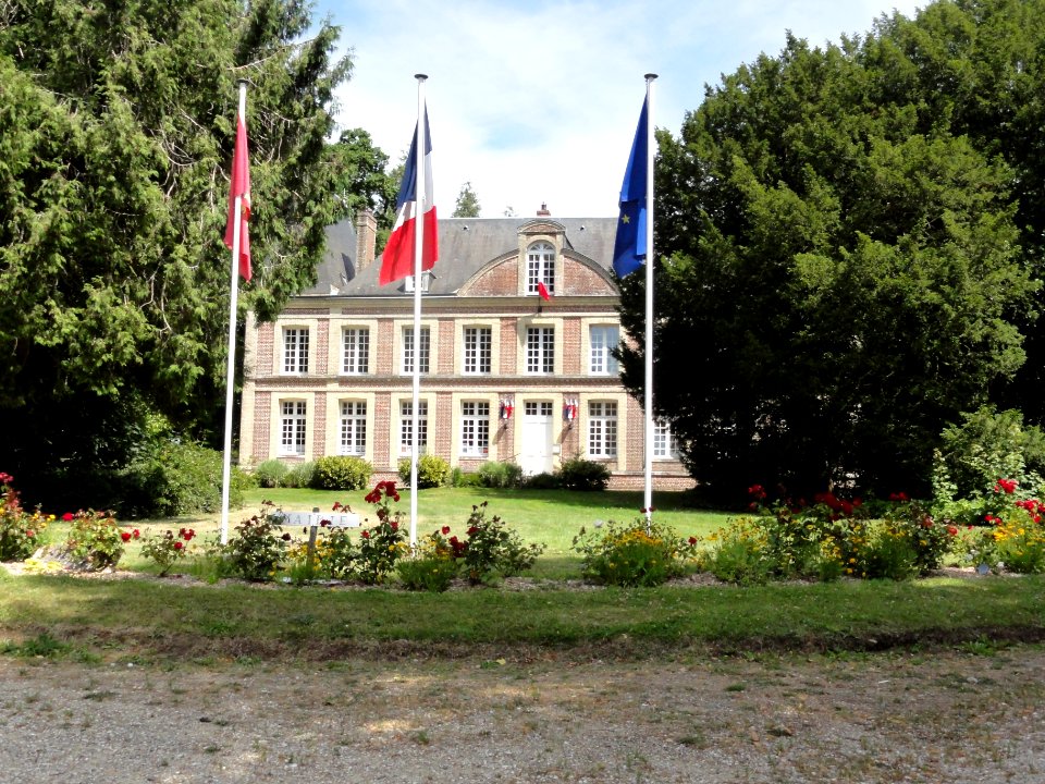 Bosville (Seine-Mar.) mairie et groupe scolaire