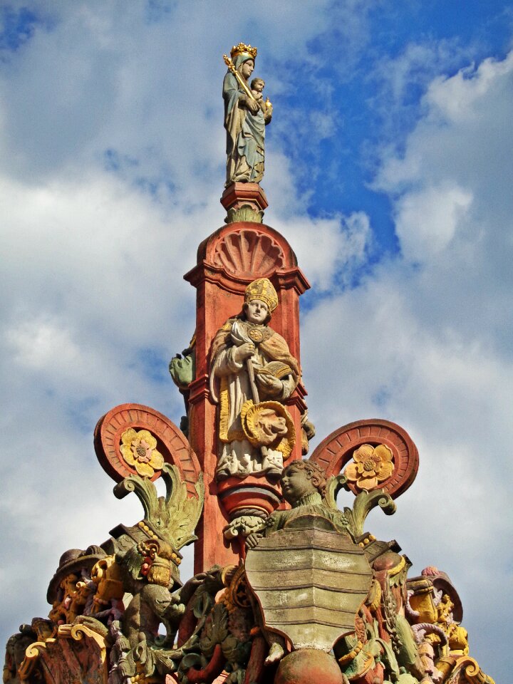 Religion sculpture monument