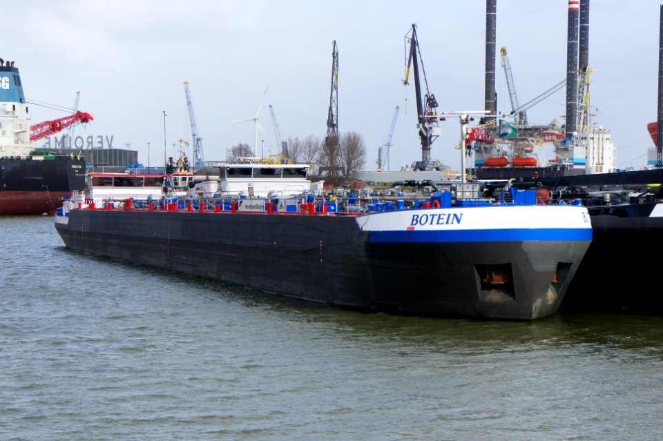 Botein, ENI 02332656, Botlekhaven, Port of Rotterdam, pic1