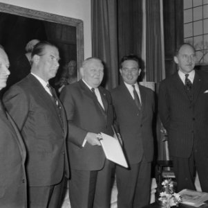 Bondskanselier Ludwig Erhard in Holland, bondskanselier Erhard bracht bezoek aan, Bestanddeelnr 916-1269