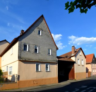 Bommersheim, Lange Straße 74