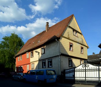 Bommersheim, Burgstraße 17-19