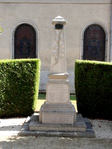 Boncourt-sur-Meuse (Meuse) monument aux morts