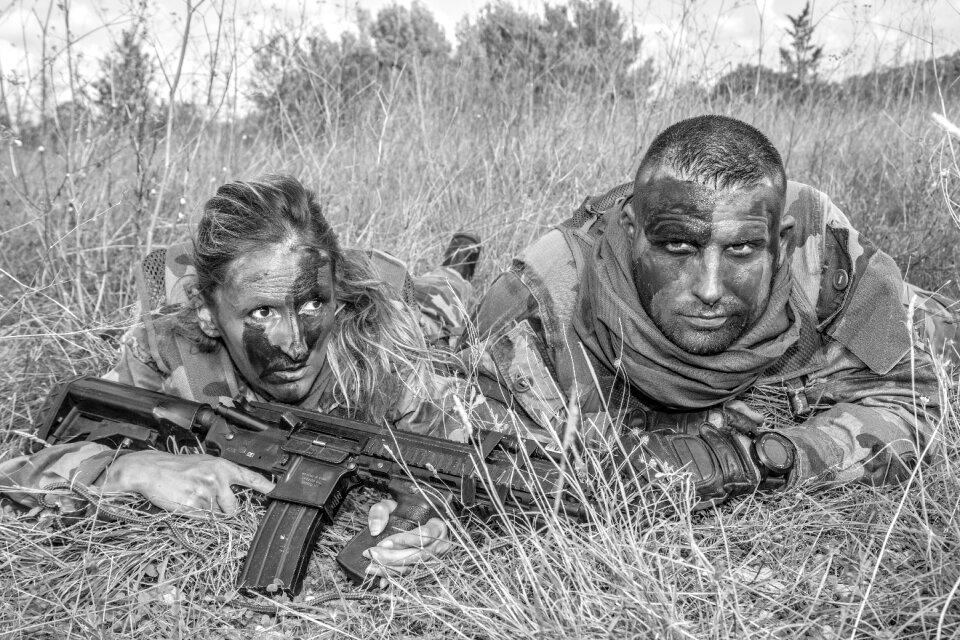 Gun soldier uniformed soldiers