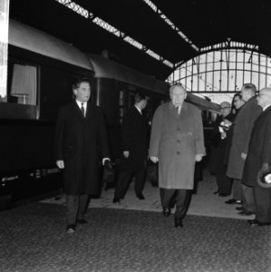 Bondskanselier Ludwig Erhard in Holland, Erhard en Marijnen, Bestanddeelnr 916-1259