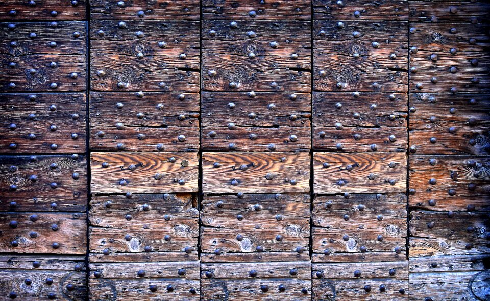 Rivet wooden beams antique