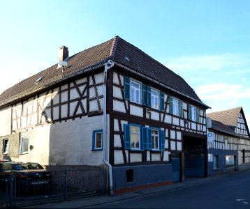 Bommersheim, Burgstraße 10