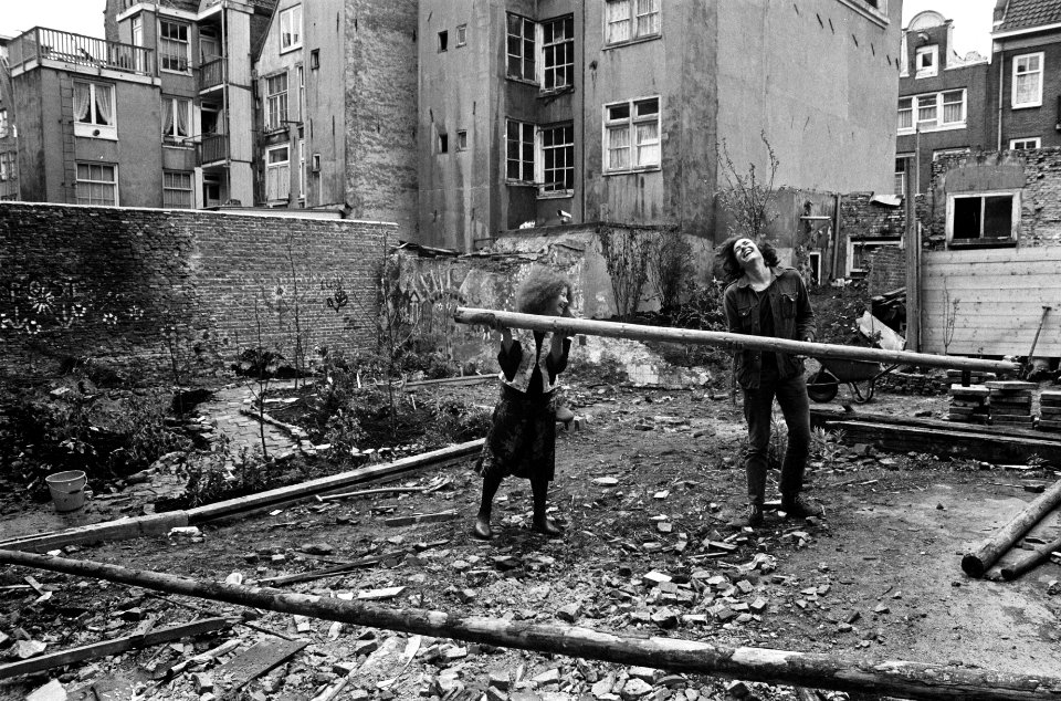 Boomgaard in Jordaan, bezigheden aan boomgaard, Bestanddeelnr 926-3947