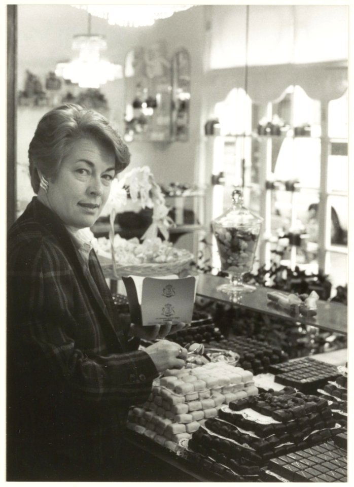 Bonbonwinkelchocolaterie 'La Bonnette' in de Schagchelstraat .Foto Eigenaresse Trinette Konings. NL-HlmNHA 54031595
