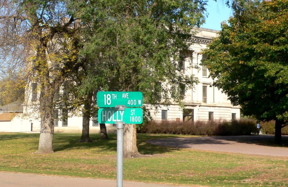 Bon Homme County courthouse from SW 2 locn