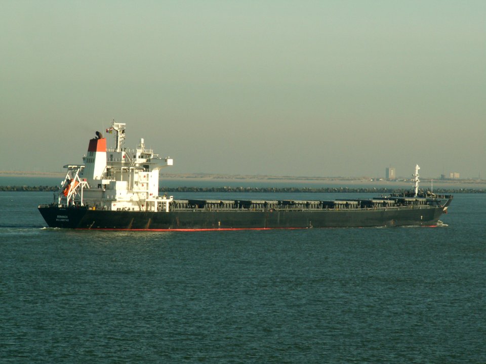 Bonanza - IMO 9273210 - Callsign PJAN p3 approaching Port of Rotterdam, Holland 23-Jan-2006