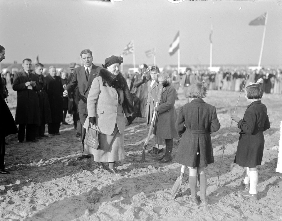 Boomplantdag te Westkapelle, Bestanddeelnr 903-1093