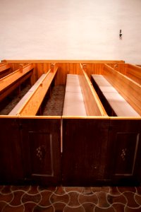Bolidens kyrka - pews