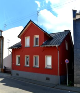 Bonames, Am Burghof 27