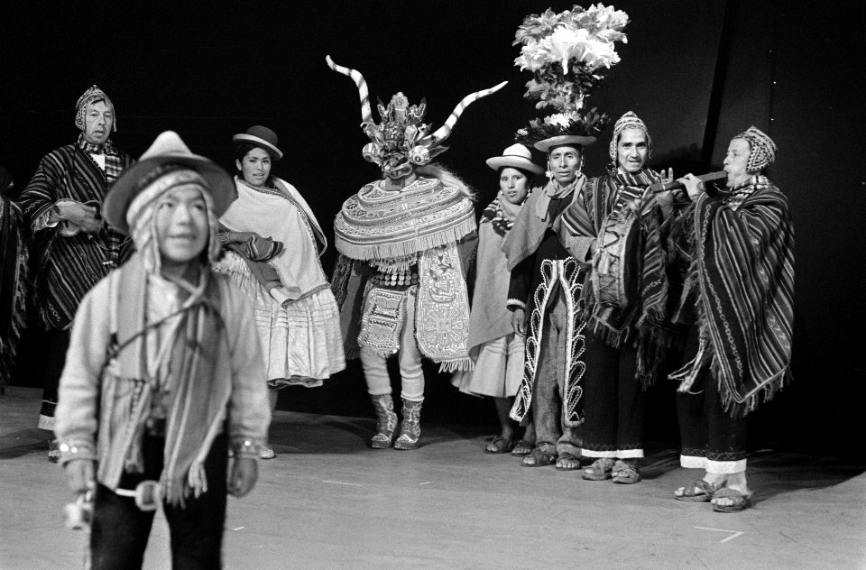 Boliviaanse dansgroep zal in Nederland optreden. Demonstratie van enkele leden v, Bestanddeelnr 922-8242