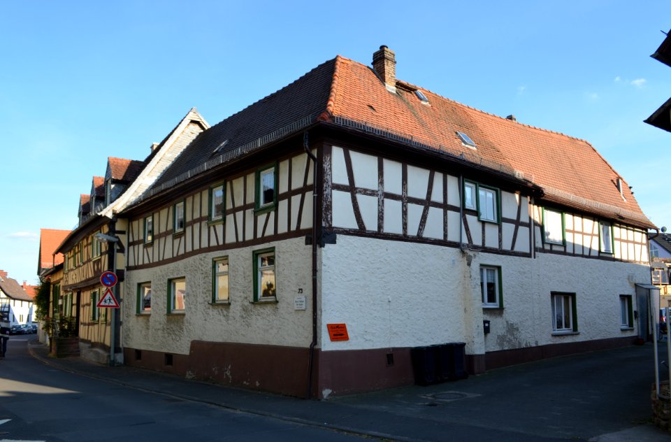 Bommersheim, Lange Straße 73