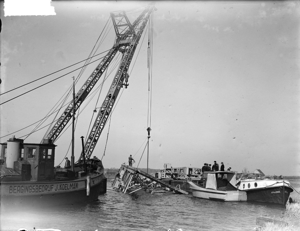 Bok met 10 ton gekapseisd bij Bennebroek, Bestanddeelnr 903-8481