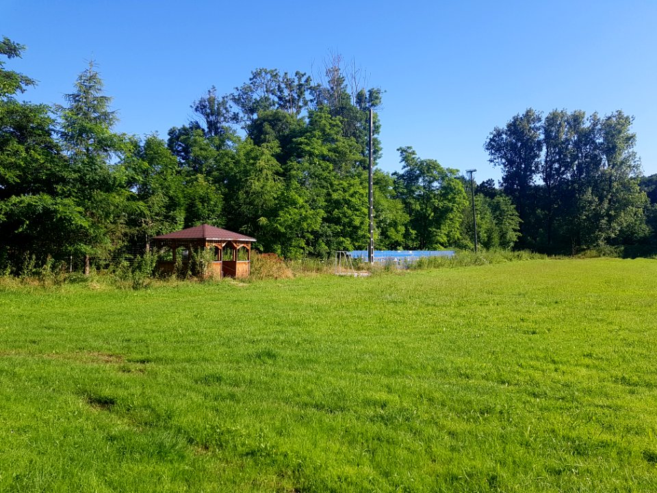 Boisko w Kozłówkach (2)