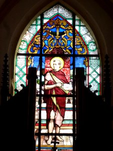 Bonningues-lès-Ardres (Pas-de-Calais) église, vitrail 01