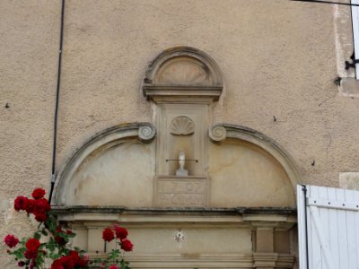 Borville (M-et-M) dessus de porte maison A