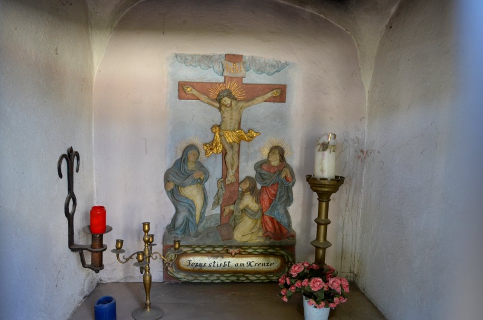 Bommersheim, Heiligenhäuschen, An der Friedenslinde ohne Nummer, Innen