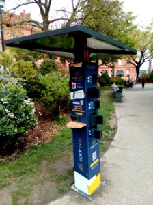 Bornes solaires téléphone portable Toulouse